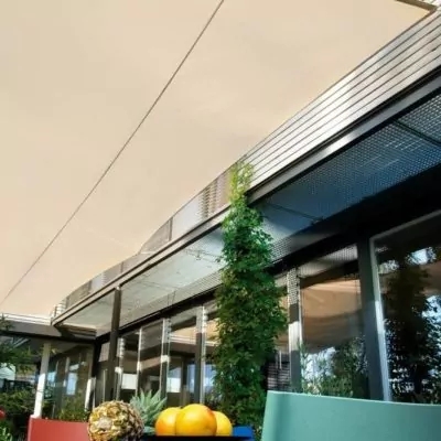 csm_Sonnensegel-Home-Comfort-in-beige-Viereck-von-Caravita-01-683x1024_80187182f3